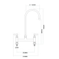 Robinet mélangeur commercial sur plage de 20 cm (8 po) avec col de cygne pivotant de 15 cm (6 po) en laiton chromé | Adexa GD3605