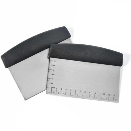 Grattoirs à pâte et Dockers